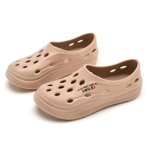 2025 hommes été sandales nouveau Anti-odeur anti-dérapant Eva conduite pantoufles plate-forme respirant extérieur plage sabots hommes vêtements d'extérieur - Product Image 5