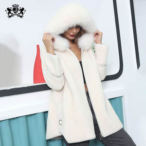Janedur giacca di alta qualità alla moda invernale <span class=keywords><strong>con</strong></span> Shearling di pecore da donna cappotto di lana di agnello <span class=keywords><strong>Beige</strong></span> <span class=keywords><strong>con</strong></span> <span class=keywords><strong>pelliccia</strong></span> <span class=keywords><strong>con</strong></span> <span class=keywords><strong>cappuccio</strong></span> - Product Image 3