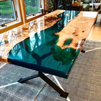 Table à manger moderne d'extérieur en résine époxy et bois, personnalisable, étanche, pour usage domestique - Vente en gros