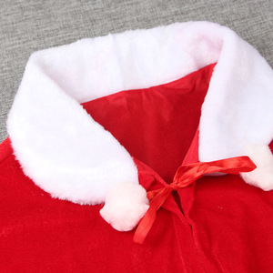 Cape à capuche en velours pour femme Starlight, poncho de Noël en peluche avec pompon pour les fêtes - Product Image 2