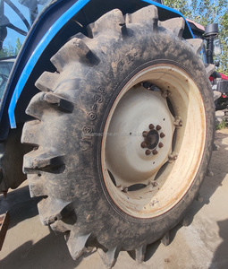 Trattore Agricolo Usato Modello Holland SNH804 80CV 4WD, 80% Nuovo, con Accessori e Parti: Aratro a <span class=keywords><strong>Disco</strong></span>, Erpice, Seminatrice per Mais, Imballatrice - Product Image 6