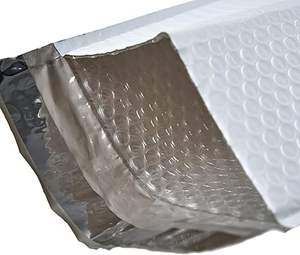 Amplop Buble Mailer Poliester Tahan Air dengan Logo Kustom, Ukuran Sesuai Pesanan untuk Pengiriman dan Penghantaran - Product Image 3