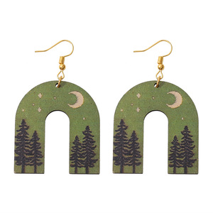 Pendientes de madera respetuosos con el medio ambiente Pendientes de pino verde para mujer Uionen 146 - Product Image 1