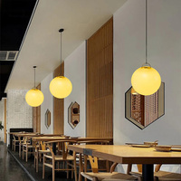 Lámpara Colgante Esférica LED RGBW Portátil de 15 cm con Clasificación IP65, con Interruptor Inferior de Metal y Anillo, para Decoración de Interiores, Exteriores, Fiestas Navideñas y Patios
