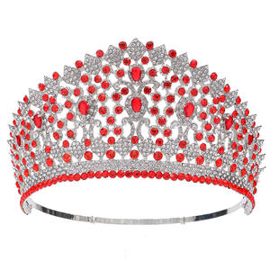 Diadèmes de mariée en alliage et cristal de grande taille à la mode avec taille personnalisable pour les occasions de mariage et de fête - Product Image 1