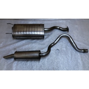 Silencieux d'échappement de voiture pour Toyota Land Cruiser 100 Tuyau d'échappement arrière en acier inoxydable de haute qualité - Product Image 1