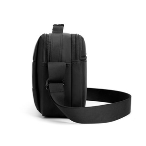 Sac Messager Homme Personnalisé en Tissu Oxford Imperméable, Petit Sac Bandoulière Croisé Tendance – Vente en Gros - Product Image 6