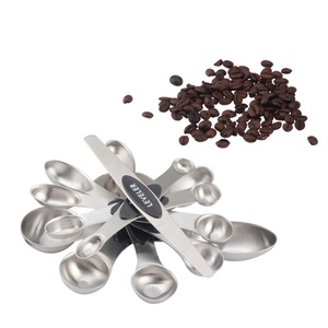 Ensemble de cuillères à mesurer magnétiques pleine grandeur avec niveleur - Product Image 3