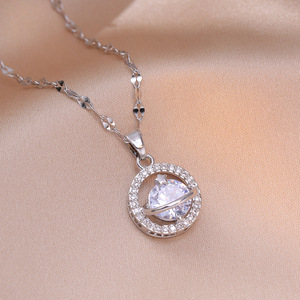 Collana in Acciaio Inossidabile Placcato Argento con Ciondolo Pianeta <span class=keywords><strong>Saturno</strong></span>, Zirconia Scintillante e Charm Celeste, Catena a Maglie per Donna - Product Image 4