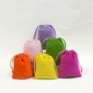 Sacs en velours avec fermeture à cordon, emballage rectangulaire portable pour bijoux, pour mariages et fêtes - Product Image 1