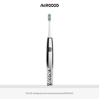 Brosse à dents électrique sonique intelligente pour adultes, argent et or, à double tête rotative à 45 degrés, avec coque translucide style science-fiction et poils doux