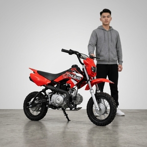 Motocicleta Económica de 110cc, Motor Monocilíndrico de 4 Tiempos Refrigerado por Aire, Tubos de Escape Dobles Rectos, 110cc Monocilíndrico - Product Image 1