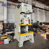 Presse à poinçonner pneumatique de haute précision 45 tonnes avec commande PCL pour la production de maillage métallique et de supports d'angle