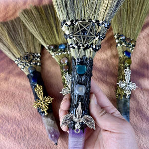 Nouvel arrivage, vente en gros, fait à la main, pierres de guérison en cristal, sorcière spirituelle, balai magique pour décoration - Product Image 5
