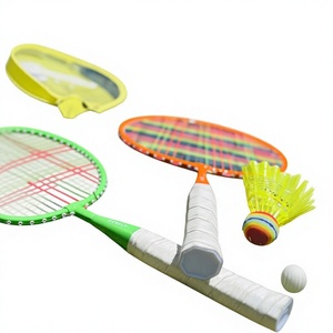 Raqueta de Bádminton Ofensiva 4U G6 Sin Marca, Fibra de Carbono, Ligera, Alta Rigidez, 28lbs, Profesional - Product Image 3
