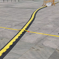 Hochwertiger Schwarz-Gelber Gummi-Kabelschutz 1000*220*30mm, 20x7mm Kanal, Verkehrssicherheits-Geschwindigkeitsbegrenzer für Bühnenbeleuchtung
