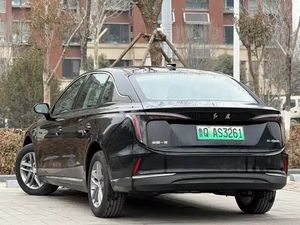 <span class=keywords><strong>Service</strong></span> Porte-à-Porte Véhicules Électriques Neufs 2025 Hongqi E-QM5 pour <span class=keywords><strong>Taxi</strong></span> – Vente en Gros d'Usine Automobile <span class=keywords><strong>de</strong></span> Voitures d'Occasion <span class=keywords><strong>de</strong></span> Haute Qualité - Product Image 5