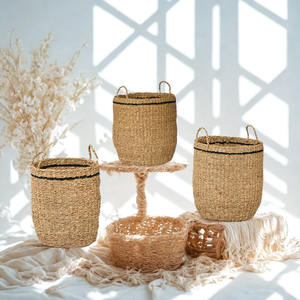 Panier de rangement rectangulaire vintage en jonc de mer naturel et écologique avec cadre métallique et poignées, organisateur de rangement, exportation mondiale en gros - Product Image 1