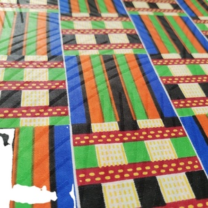 ZHAORUN 100% Polyester <span class=keywords><strong>Satin</strong></span> Tissu Stocklot Textile Hollande Ghana Ankara Cire Imprimé pour Robes Blackout Caractéristique - Product Image 2