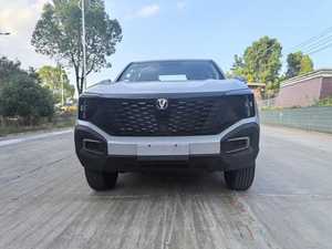 Camion de récupération Changan Hunter 4x2 190 CV économique avec une autonomie NEDC de 1031 km et un couple de 320 Nm - Product Image 3