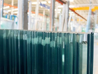 Verre feuilleté trempé transparent ou teinté sur mesure, fabriqué en usine, pour porte de balcon et cloison.