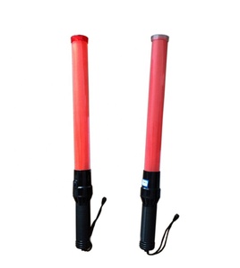 Bacchetta da traffico ricaricabile con <span class=keywords><strong>segnale</strong></span> di sicurezza stradale a Led - Product Image 3
