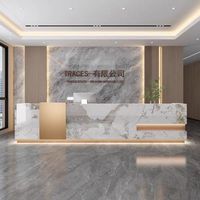 Comptoir de réception moderne incurvé avec éclairage LED et accents dorés, logo personnalisé, comptoir de réception de luxe pour salon de beauté