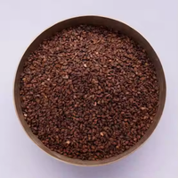Graines de sésame rouge séchées traditionnelles de qualité supérieure, provenant du Shandong, Chine. Herbes et épices individuelles prêtes à consommer. Date d'expiration 12