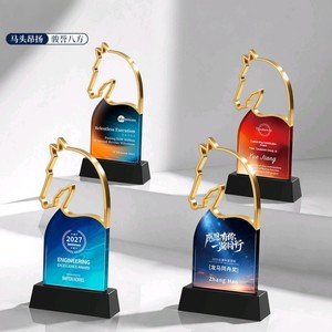 Trofeo de Caballo de Cristal Pinming Nuohao, Cristal K9, Logotipo Personalizado, Regalo Corporativo, Adorno, Recuerdo de Reunión Anual - Product Image 2
