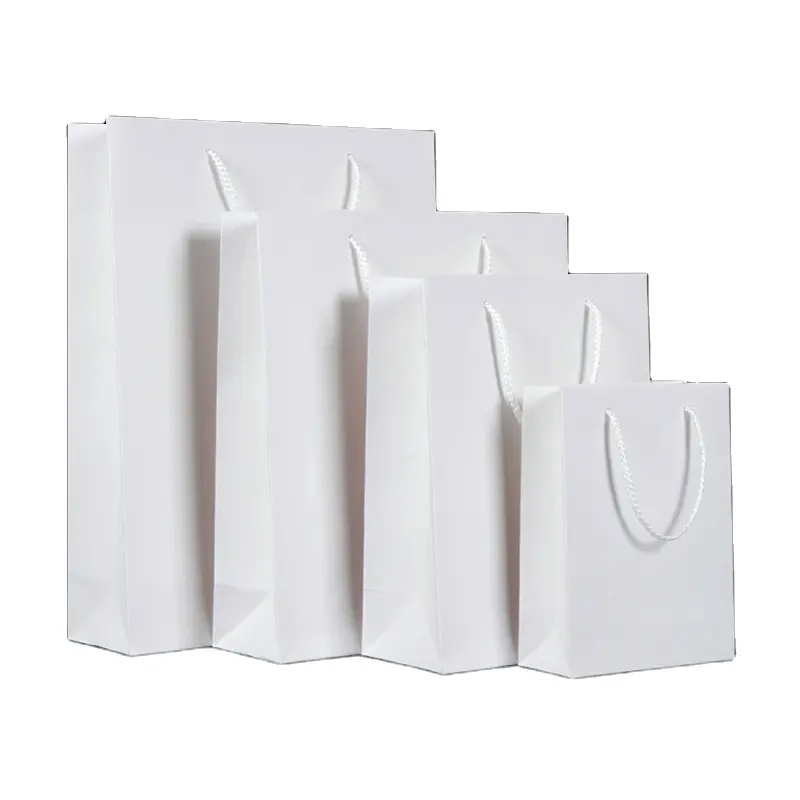 حقائب ورقية مخصصة فاخرة بيضاء من ورق الكرافت حقيبة محفظة للتسوق بمقبض متشابك مع شعار مطبوع