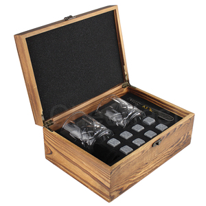 Set Regalo con Cubetti di Ghiaccio per Raffreddare il Whisky, Pietre in Granito e Bicchieri in Vetro, Confezione in Legno, MOQ Ridotto - Product Image 6