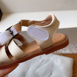 Sandales d'été coréennes colorées pour enfants, sandales de plage ajourées, sandales à semelles souples pour enfants - Product Image 4