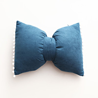 Coussin princesse de style nordique de couleur unie mignon oreiller à nœud de baie vitrée pour le bureau et la maison quatre saisons disponibles pour les Ins
