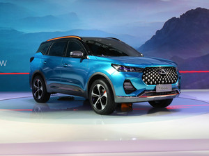 Coches Chery Tiggo <span class=keywords><strong>7</strong></span> Plus con volante a la izquierda en stock, vehículo a gasolina para adultos, Chery Tiggo <span class=keywords><strong>7</strong></span> Pro 2023, coche sedán usado - Product Image 2