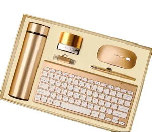 新产品创意2024豪华电子商务礼品智能10合1键盘鼠标笔记本小配件套装