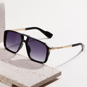 Occhiali da sole da uomo classici 2026 di alta qualità, firmati, alla moda, stile pilota, con doppia montatura, oversize, di lusso, retrò, per la guida - Product Image 3