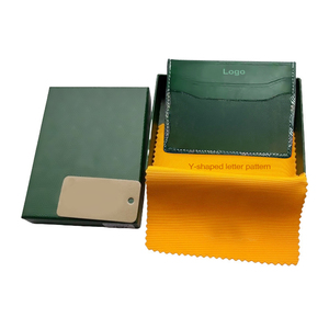 Portacarte Sottile Europeo Goffrato con Motivo a Y, Porta Tessere Geometrico Compatto a 5 Scomparti - Product Image 1