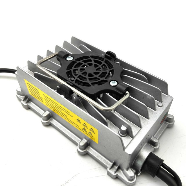 480W Lithium Battery Charger with IP65 Waterproof 90% Efficiency Low Noise 45dB