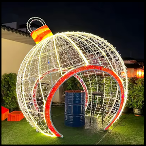 Décorations de Noël extérieures, grande boule géante lumineuse à LED en forme de maison pour les fêtes du Nouvel An - Product Image 6