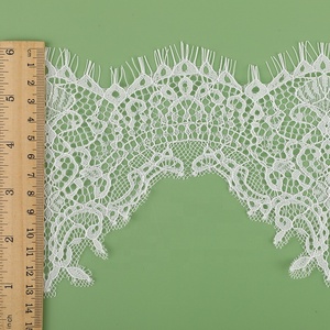Fancy White Floral French Chantilly Eyelash Lace Trim Edges para vestidos LT2797B - Product Image 4