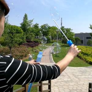 <span class=keywords><strong>Grand</strong></span> Parapluie Baguette à Bulles de 60cm Jouets Soufflants à Bulles pour Enfants Parent-enfant Interactive Night Market Stall Business Essential - Product Image 6