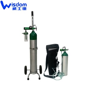 Bouteille d'oxygène médicale portable en aluminium <span class=keywords><strong>de</strong></span> 4,55 L avec valve CGA870, régulateur à index <span class=keywords><strong>de</strong></span> broche, humidificateur, <span class=keywords><strong>sac</strong></span> <span class=keywords><strong>de</strong></span> transport et chariot - Product Image 1