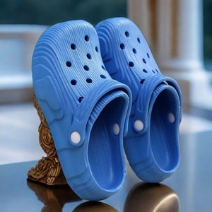 Pantoufles personnalisables toutes saisons intérieur/extérieur pour couple, à semelle épaisse, respirantes, antidérapantes, avec empeigne en plastique, semelle intermédiaire en EVA, boucle - Cloud - Product Image 3