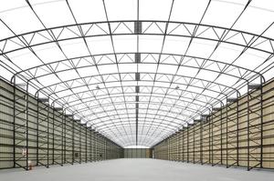 Atelier d'usine à structure en acier lourd à <span class=keywords><strong>grande</strong></span> portée, bâtiment préfabriqué en acier avec service de pliage pour le stockage industriel et la fabrication - Product Image 3