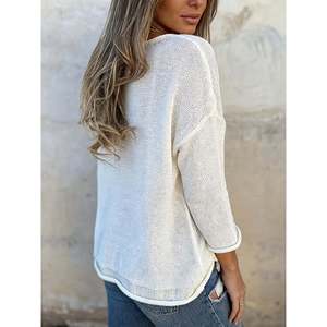 เสื้อสเวตเตอร์คอวีผ่าข้างทรงหลวมสีกากีสำหรับผู้หญิง - Product Image 5