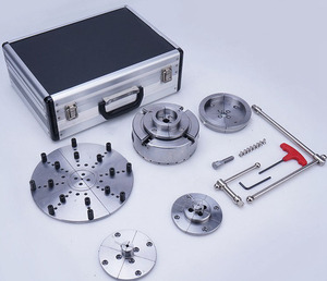 <span class=keywords><strong>Mandrin</strong></span> de <span class=keywords><strong>tour</strong></span> à <span class=keywords><strong>bois</strong></span> en acier trempé à 4 mâchoires KP96 avec serrage manuel auto-centrant (mâchoires rondes à dents des deux côtés) - Product Image 3