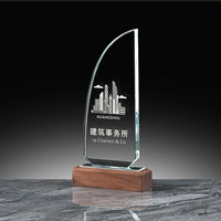 Trophée en cristal optique transparent en forme de bateau, base bleue, gravure personnalisée, base en bois, trophée en cristal en forme de voilier, récompenses