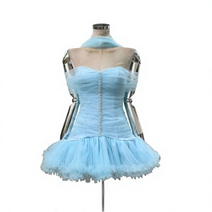 Robe mini moulante en satin respirant pour femme, col en V, taille empire, détails raffinés, fabrication traditionnelle, collection hiver premium - Product Image 2