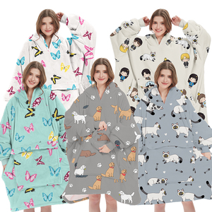 Venta al por mayor de fábrica diseño personalizado adulto Sherpa Sudadera con capucha invierno cálido usable Sudadera con capucha <span class=keywords><strong>Manta</strong></span> con mangas - Product Image 1