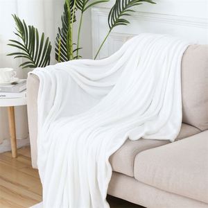 Eco-Friendly Printed Knitted Microfiber Flannel <b>Blanket</b>-Luxury Soft All-Season - Product Image 4